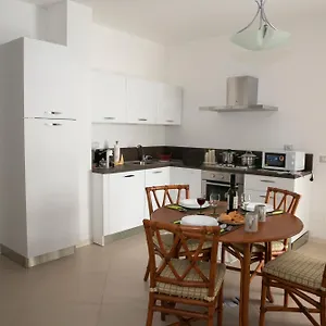 Al Porto , Marsala Italia